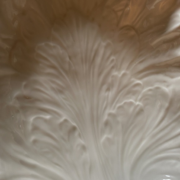 Stunning and RARE 1980’s Large Lenox Leaf Serving Dish, excellent condition - Picture 3 of 7